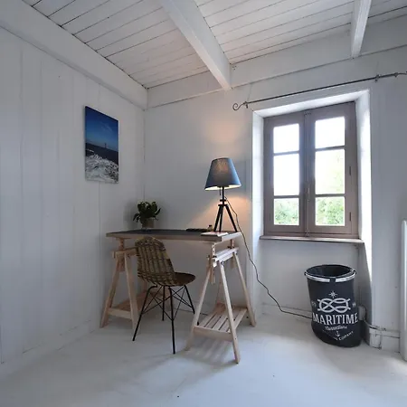 Ferienhaus House Full Of Charm With Garden 10min From The Pointe Du Raz Cléden-Cap-Sizun