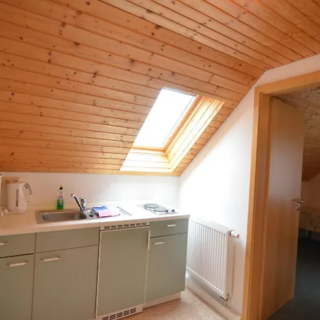 Ferienhaus House Full Of Charm With Garden 10min From The Pointe Du Raz *